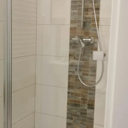 Appartement Neu! Daheim Mit 2 Schlafzimmer - Abc442